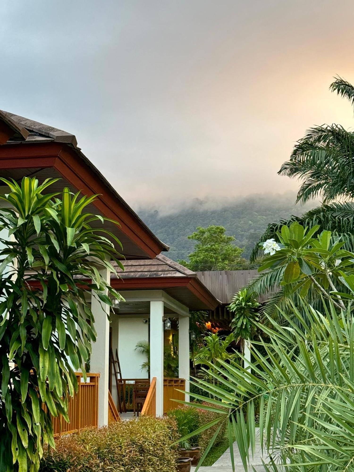 Verona Lanta Resort Ko Lanta Exteriör bild
